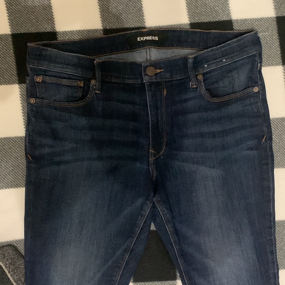 Express Stretch MId Rise Legging - Picture 2 of 4